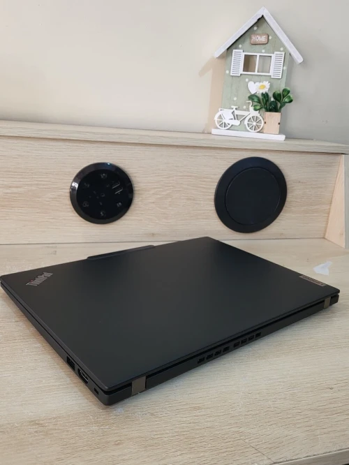 ThinkPad X13 13.3'' FHD + | CORE ULTRA 5 135U | 32GB RAM | 512GB SSD | INTEL GRAPHICS