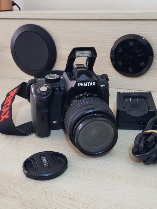 Pentax K-r - appareil photo numérique + 2 objectif DA L 18-55 mm AL + Objectif  Sigma 70-300mm f/4-5,6 APO DG Macro Pentax