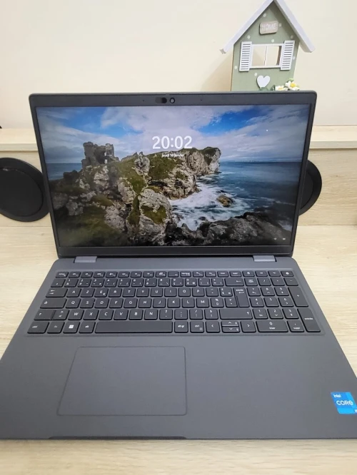 DELL LATITUDE 3540 2024 15.6 FHD | INTEL 12EME GENERATION CORE I5 1235U | 8GB RAM | 512GB M2 SSD
