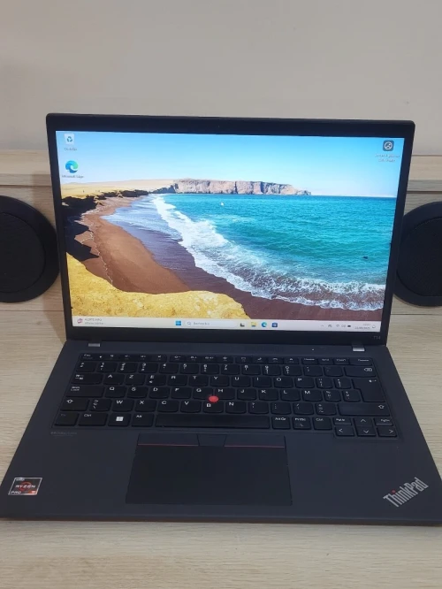 LENOVO THINKPAD T14 | RYZEN 5 6650U 2.90GHz | 16GB RAM | 256GB NVME SSD | AMD RADEON GRAPHICS 