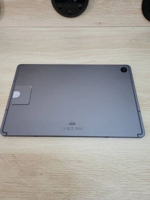 Samsung Galaxy Tab S9 FE - AMOLE 2K - Android 15