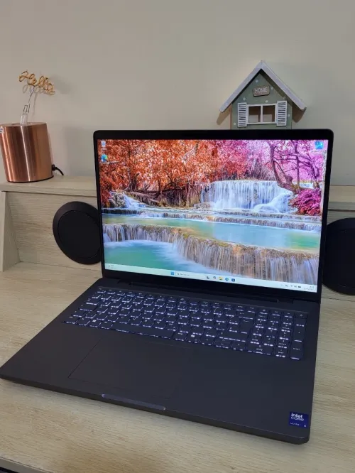 Dell Pro Max 16 | CORE Ultra 5 235H | INTEL Arc Pro 140T GPU 16GB | 32GB RAM | 1TB NVMe