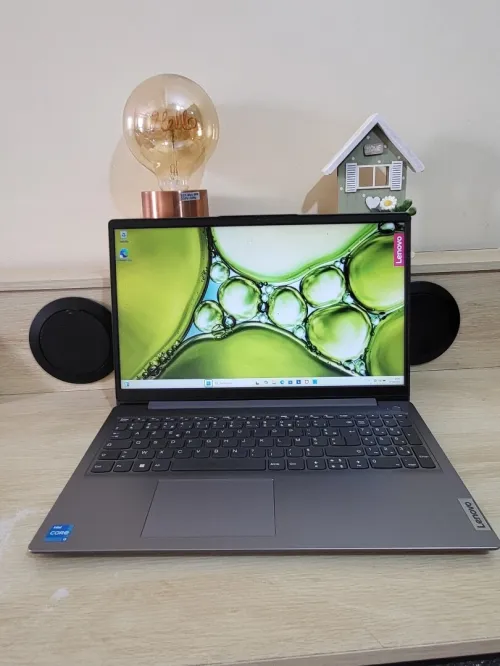 LENOVO IdeaPad 3 15.6'' FHD | CORE i3 1115G4 | 8GB RAM | 512GB NVMe SSD | INTEL UHD GRAPHICS
