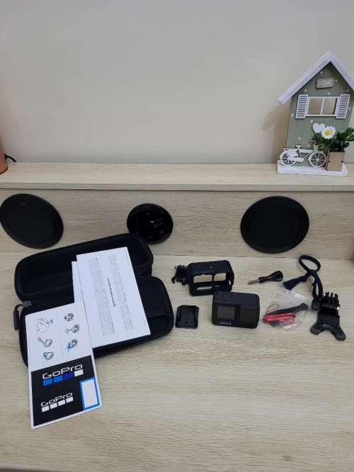 GoPro HERO 9 Black Caméra sportive étanche Vidéo 5K UHD - 23.6 MP HDR - HyperSmooth 5.0 -Ralenti 8x