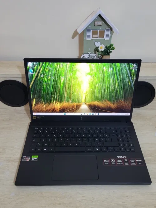 GAMING Acer Nitro V15 15.6 165Hz | RYZEN 5 7535HS | RTX 4050 6GB | 16GB RAM | 512GB M2 SSD |
