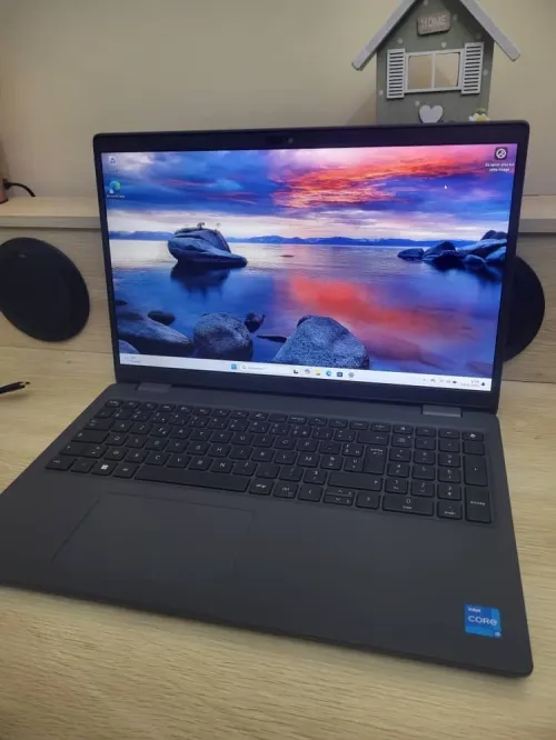 DELL LATITUDE 3540 2024 15.6 FHD | INTEL 12EME GENERATION CORE I5 1235U | 8GB RAM | 512GB M2 SSD