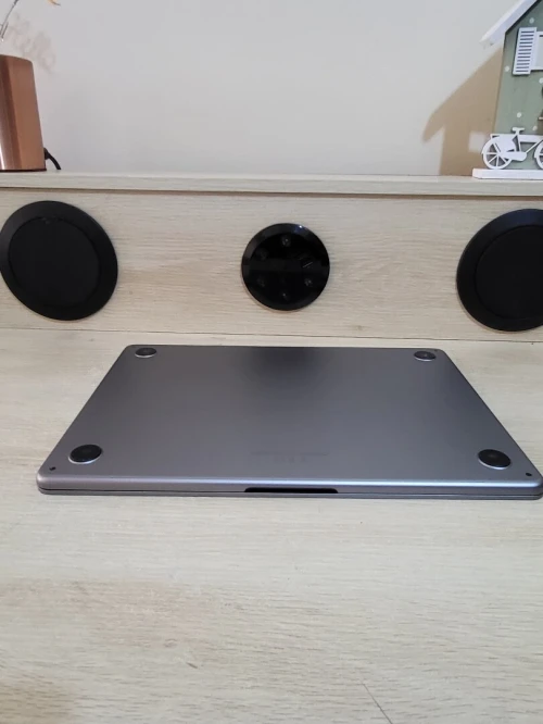 MacBook Air M2 2023 | PUCE M2 8 CPU | GPU 10 COEURS | 8GB RAM | 256GB SSD | CYCLES 67 | MDM BYPASSED