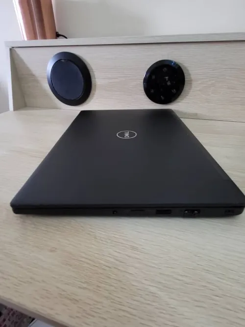 DELL LATITUDE 7390 12.9 | INTEL 7EME GEN CORE I5 7300U | 8GB RAM | 256GB SSD 