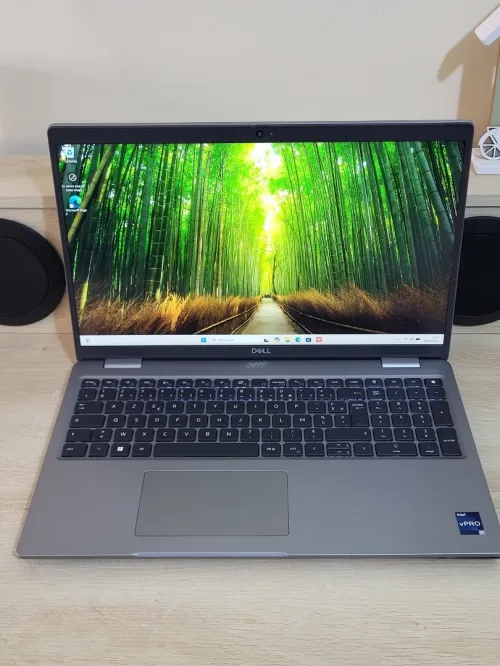 DELL LATITUDE 5540 | CORE i7 1365U | 16GB RAM | 512GB NVMe SSD | INTEL IRIS XE GRAPHICS