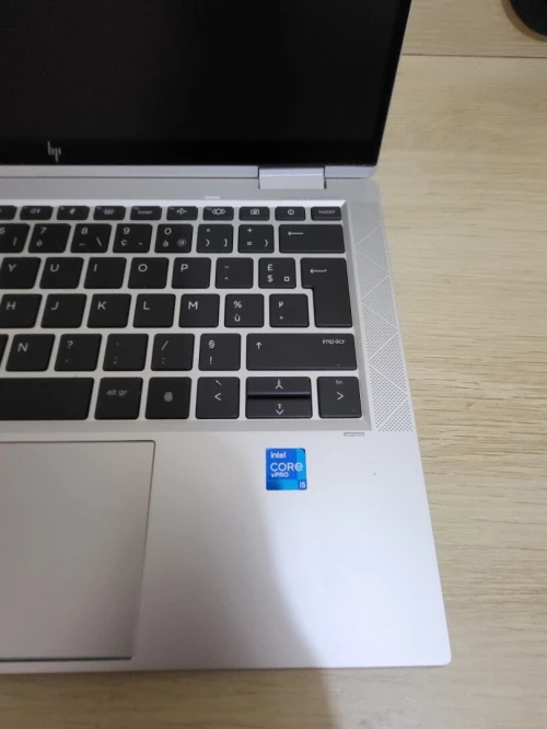 HP EliteBook X360 1030 G8 TACTILE 2-En-1 | CORE i5-1145G7 | 16GB RAM | 256GB NVME SSD |