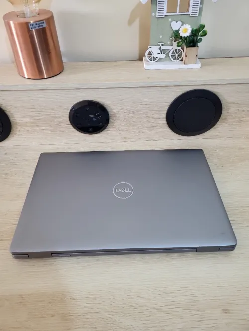 DELL PRECISION 3560 | CORE i5-1145G7 | 8GB RAM | 512GB NVMe SSD | INTEL IRIS XE 1GB GRAPHICS
