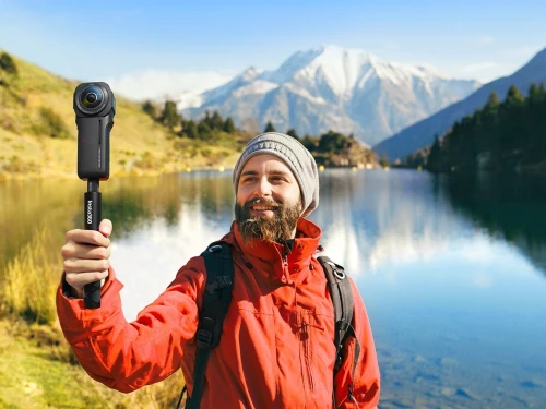 Insta360 One RS 1-inch 360 Edition - Caméra 360 VIDEO UHD 6K avec Deux capteurs 1 Pouce, co-conçue avec Leica, Photo 21MP, stabilisation FlowState, Faible luminosité de qualité, résistante à l'eau