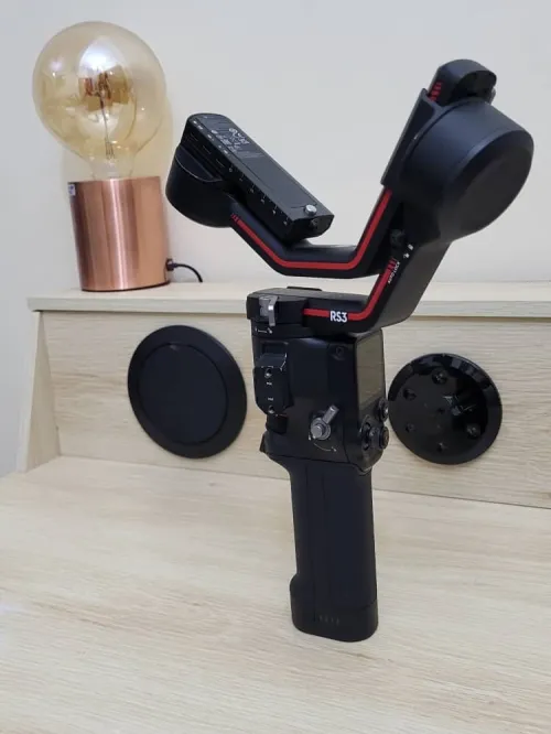 DJI RONIN RS 3 Stabilisateur de nacelle à 3 Axes pour Reflex et caméras Canon/Sony/Nikon....