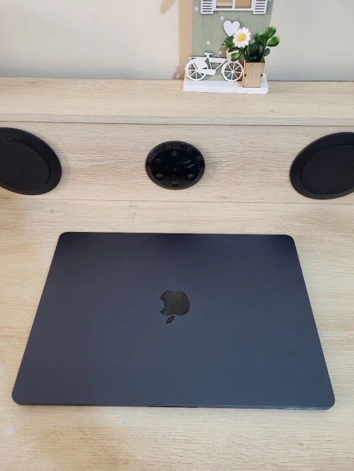 MacBook Air M2 15'' 2023 | PUCE M2 8 CPU | GPU 10 COEURS | 24GB RAM | 256GB SSD | CYCLES 362
