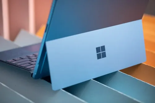 Microsoft Surface Pro 7 10EME GEN CORE i5 1035G4 - 8GB RAM - 128 SSD