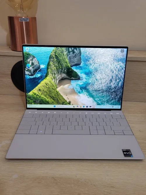 DELL XPS 9320 | EVO CORE i7-1260P | 16GB RAM | 512GB SSD | INTEL IRIS XE GRAPHICS
