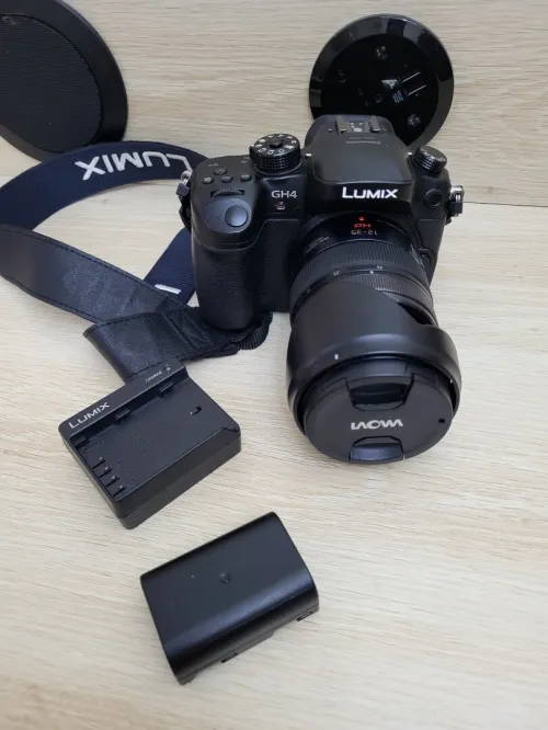 Hybride Panasonic Lumix GH4 vidéo en 4K/UHD + Lumix G X Vario 12-35mm f/2.8 ASPH Power OIS