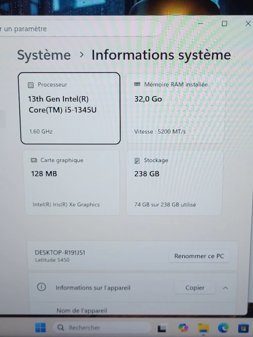 DELL LATITUDE 5450 | 2025 | INTEL 13EME GEN CORE i5 1345U | 32GB RAM | 256GB NVME SSD | INTEL Iris Xe GRAPHICS