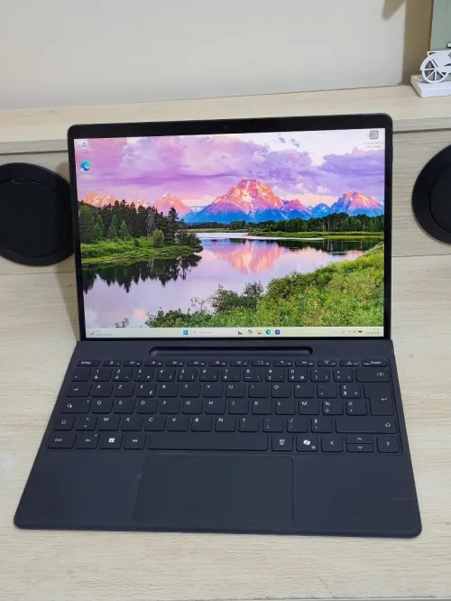MICROSOFT SURFACE Pro 8 TACTILE - INTEL 11EME GEN i5-1135U - 8GB RAM - 512GB SSD - QHD 2880 x 1920