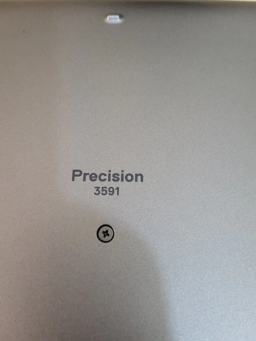 DELL PRECISION 3591 | CORE Ultra 7 165H | NVIDIA RTX 2000 ADA GEN 8GB | 1To NVMe SSD | 32GB RAM | WORKSTATION