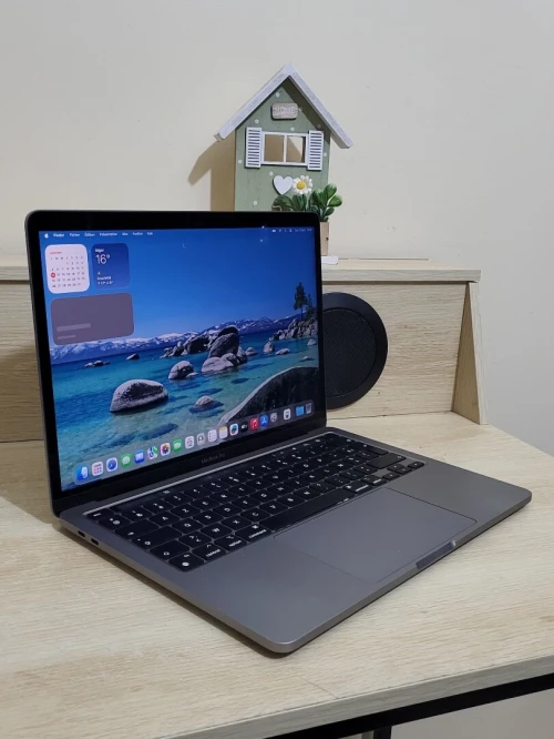 MacBook Pro M1 Gris Sideral | CPU M1 8C | 8GB RAM | 512GB SSD | COMPTAGE CYCLES 127 | MDM BYPASSED