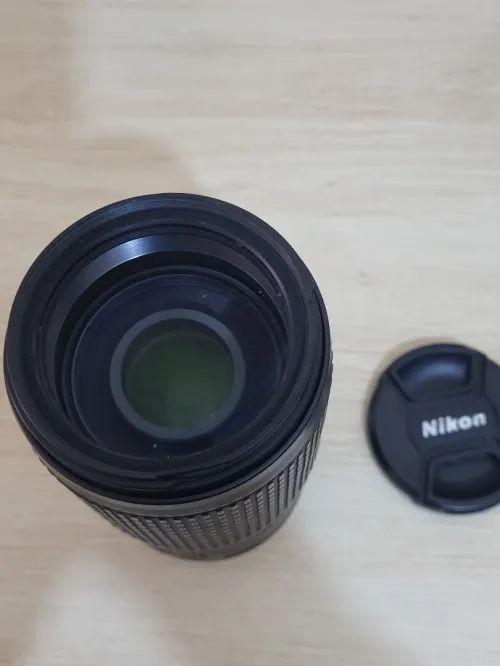 Nikon Nikkor AF-S 70-300 f/4.5-5.6 G ED-IF VR téléobjectif doté de la mise au point la plus rapide 