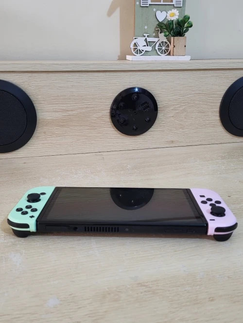 Nintendo switch OLED + 1 jeux Zelda
