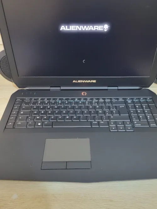 GAMING DELL Alienware 17 | CORE i7-6700HQ | NVIDIA GTX GeForce 980M 8GB | 16GB RAM | 1TB SSD