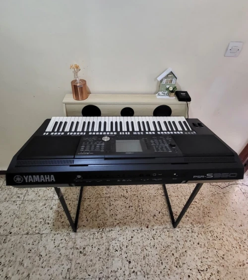 Yamaha PSR-S950 - Clavier arrangeur 61 notes