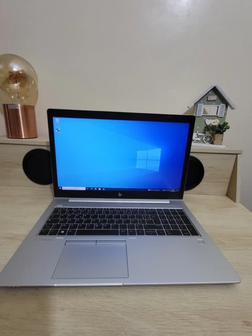 HP ELITEBOOK 755 G5 15.6'' FHD | RYZEN 7 PRO 2700U W | 16GB RAM | 512GB NVME SSD | AMD RADEON Vega