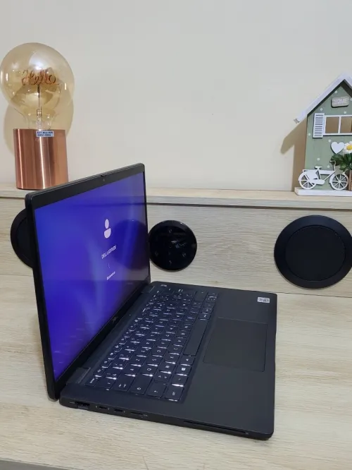 DELL LATITUDE 7410 14'' FHD | INTEL CORE i5-10310U | 8GB RAM | 256GB NVMe SSD | INTEL UHD GRAPHICS