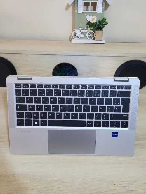 HP EliteBook X360 1030 G8 TACTILE 2-En-1 | CORE i7-1165G7 | 16GB RAM | 512GB NVME SSD | 4G LTE