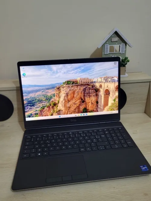 DELL PRECISION 7560 | i9-11950H | RTX A2000 4GB | 64B RAM | 2TB NVMe SSD | WORKSTATION