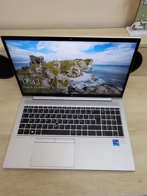 HP ELITEBOOK 850 G8 15.6" FHD | CORE i7 1165G7 | 16GB RAM | 512GB SSD | IRIS XE GRAPHICS