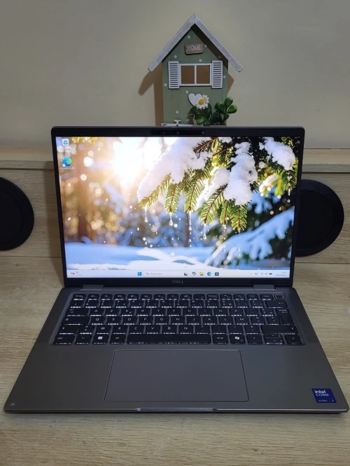 DELL LATITUDE 7450 | CORE ULTRA 7 165U | 32GB RAM | 512GB NVMe SSD | INTEL ARC GRAPHICS