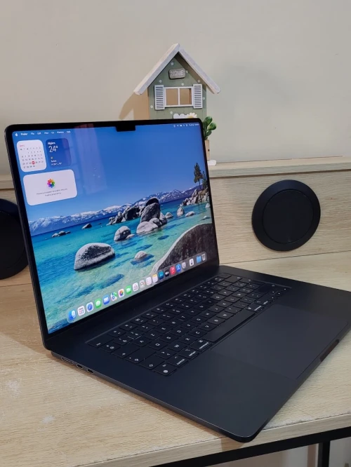 MacBook Air M2 15'' 2023 | PUCE M2 8 CPU | GPU 10 COEURS | 24GB RAM | 256GB SSD | CYCLES 362