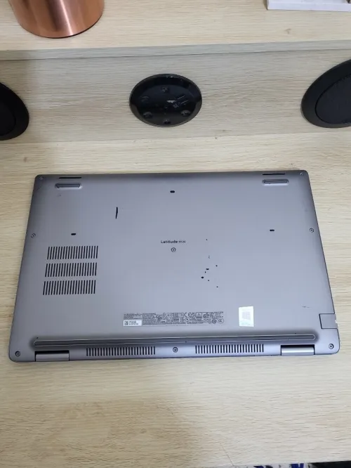 DELL LATITUDE 5520 | INTEL CORE i7 1165G7 | 16GB RAM | 256GB SSD | INTEL Iris Xe