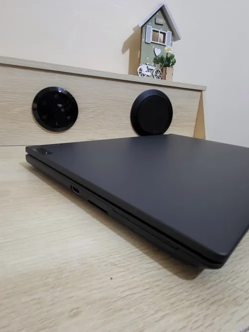 THINKPAD P16v | CORE ULTRA 7-155H | RTX 2000 ADA 8GB | 32GB RAM | 1TB NVMe SSD | Workstation