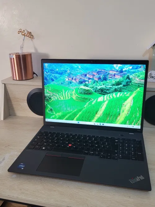 THINKPAD P16s 16" FHD +| vPRO CORE i7-1370P | RTX A500 4GB | 32GB RAM | 512GB NVMe SSD | WORKSTATION