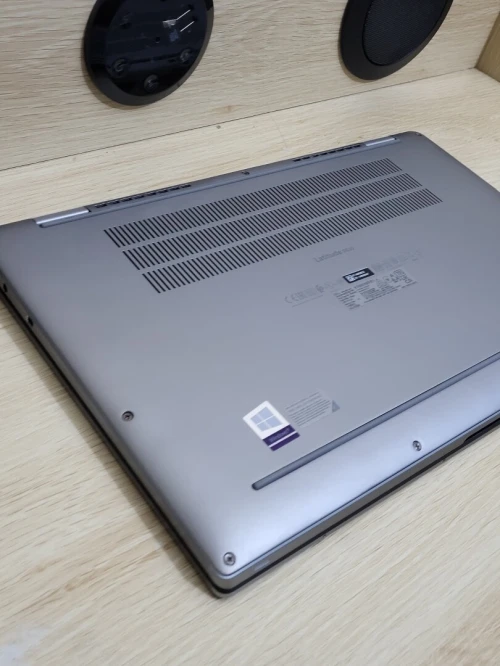 DELL LATITUDE 9520 UHD 4K | INTEL CORE i7 1185G7 | 32GB RAM | 512GB SSD | INTEL IRIS XE GRAPHICS