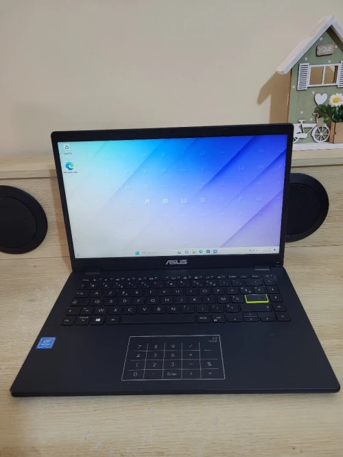 ASUS VivoBook 15.6" FHD | INTEL Pentium Silver N5030 | 4GB RAM | 128GB SSD | INTEL UHD GRAPHICS