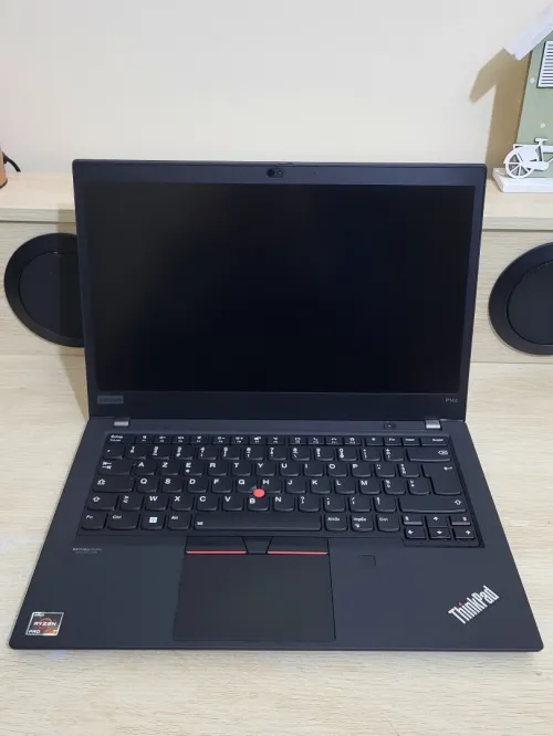 LENOVO THINKPAD P14S | RYZEN 7 PRO 5850U | 32GB RAM | 1TB SSD | RADEON PRO GRAPHICS 4GB