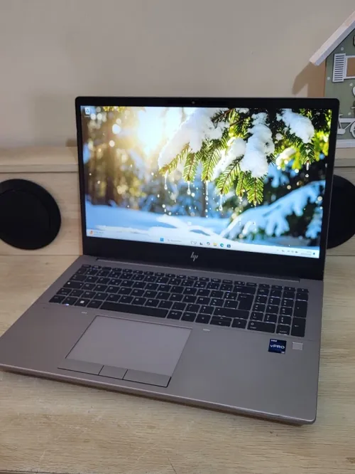 HP ZBook Fury G10 | CORE i7-13850HX | NVIDIA RTX A1000 6GB | 32GB RAM | 1To NVMe SSD | MOBILE WORKSTATION