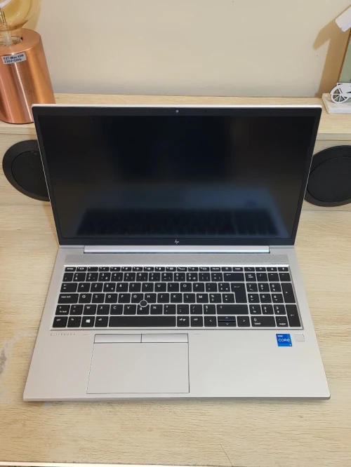 HP ELITEBOOK 850 G8 | CORE i5 1135G7 | 8GB RAM | 256GB SSD | IRIS XE GRAPHICS