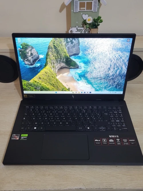 GAMING Acer Nitro V15 15.6 165Hz | RYZEN 5 7535HS | RTX 4050 6GB | 16GB RAM | 512GB M2 SSD |