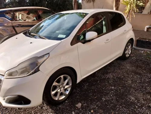 Peugeot 208 2016 Active Facelift