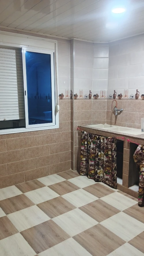Location Appartement F4 Annaba Barrahel