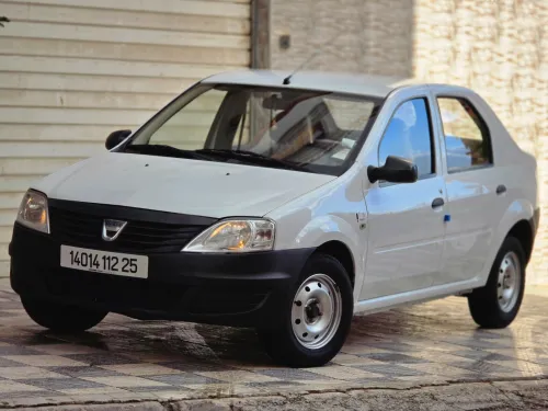 Dacia Logan 2012 La base