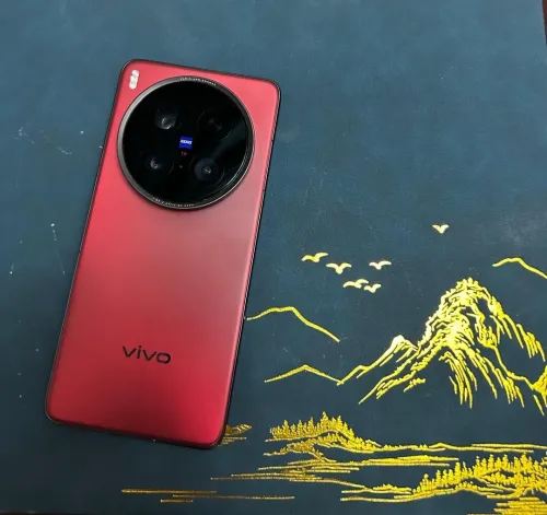 Vivo x200 Ultra Vivo x200 Ultra