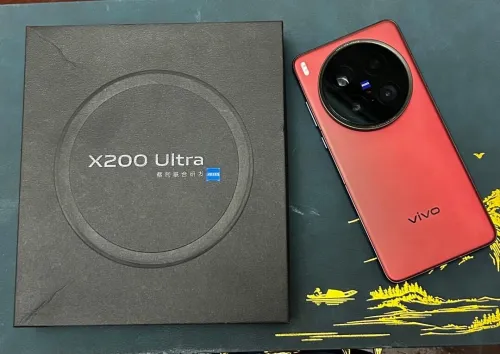 Vivo x200 Ultra Vivo x200 Ultra